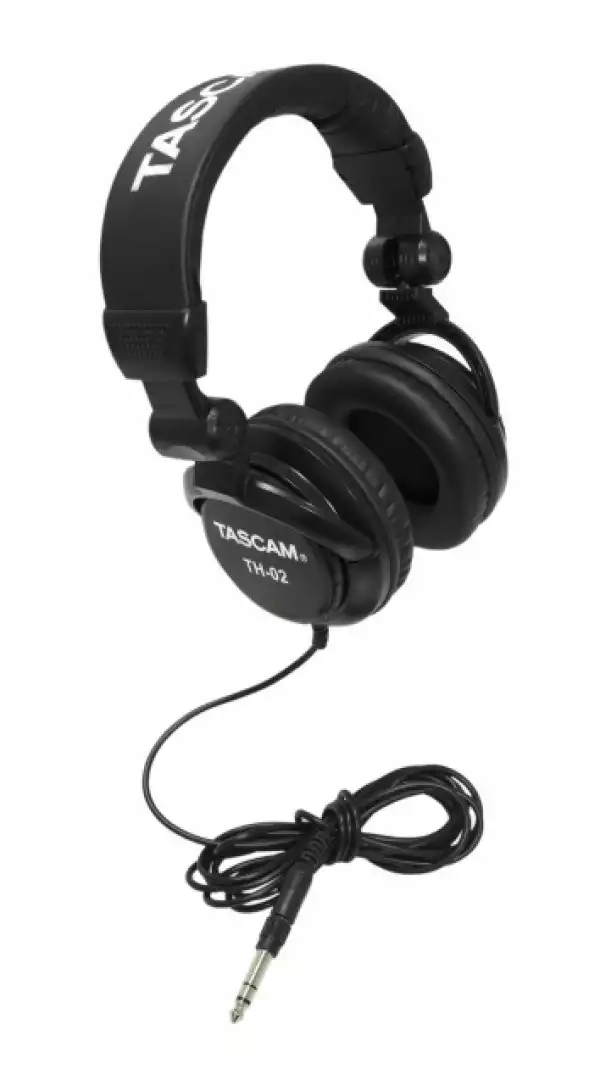 TASCAM TH 02