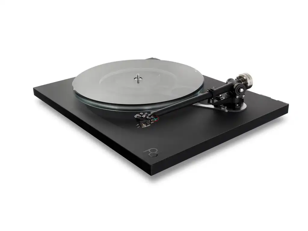 Rega Planar 6 Black Gramofon sa Ania glavom